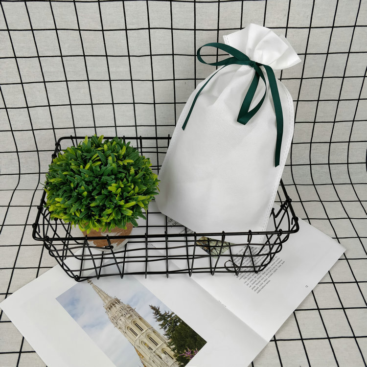 Customize toy-playing dolls, bag-packed, gift-sucking bags, bag-in-packs