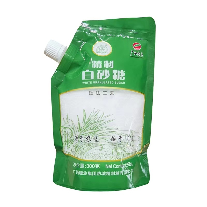 Đường là 300 gram đường trắng tinh chế, đường cacbon tốt, giấy nhỏ cột sống, lấy mía ở Guangxi.