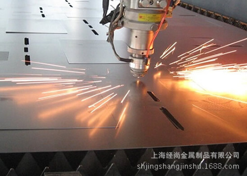 Gold processing, laser cutting, water cutting, reporting tanks, metal manufacturing outside the door, shearing plates