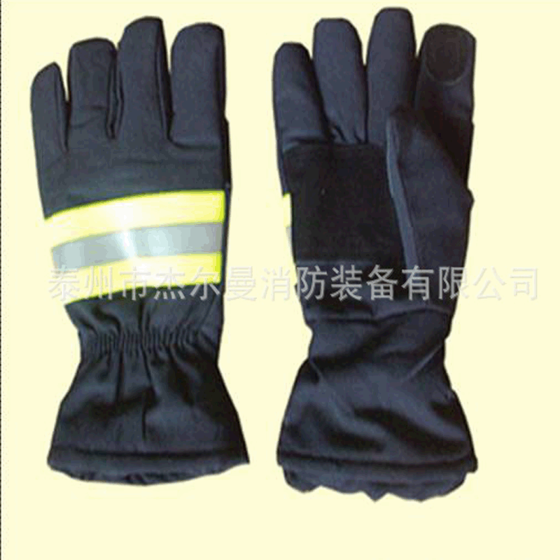 The factory's wholesale rescue protection fire gloves are insulated and resistant to the grinding of flame retardation gloves.