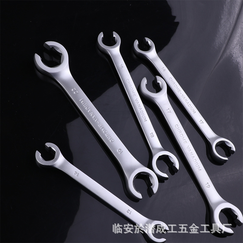 Quality maintenance and power-saving sourcers, industrial-grade, hand-drive wrench.