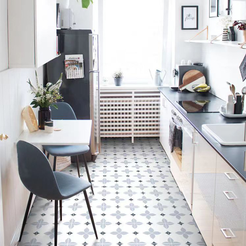 The Northern colored ink-jet brick 300 x 300 in the kitchen bathroom.