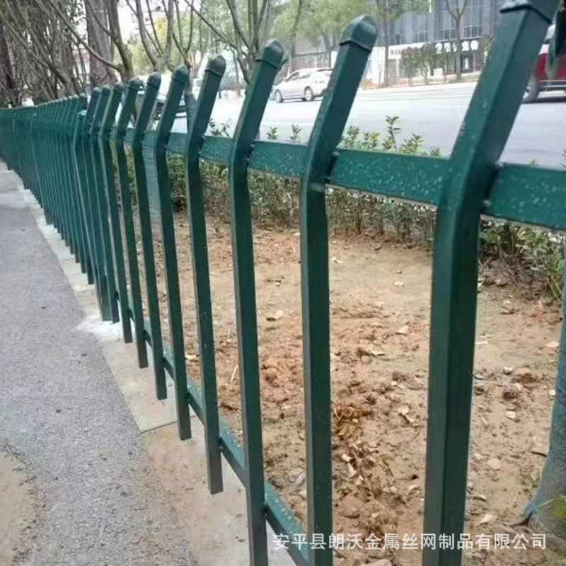 Customization of a framework rail rail rail grid with a green package of bilateral wire protection fences