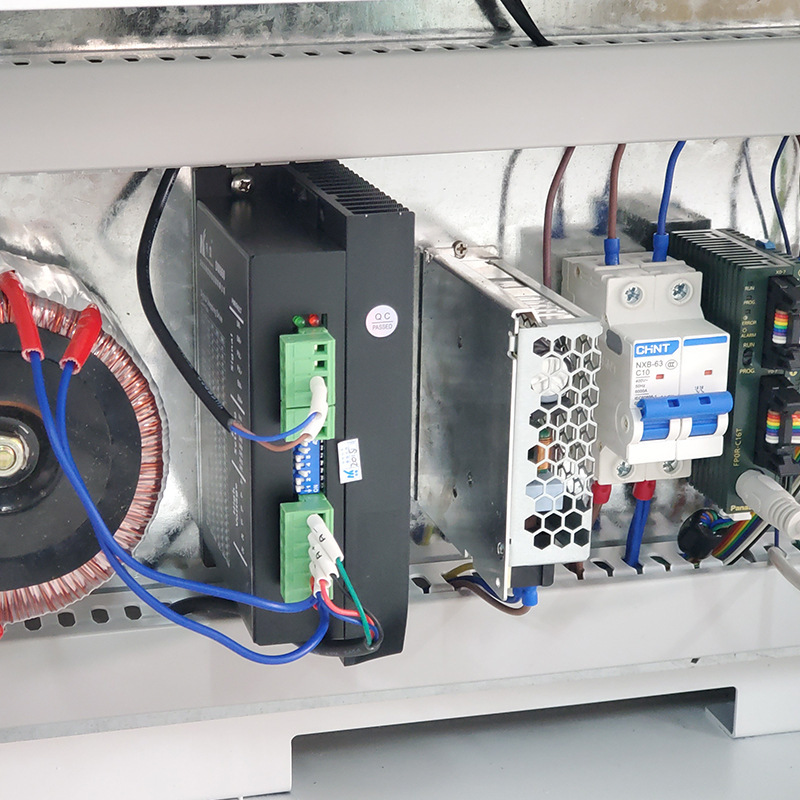 A fully automated sender's Express ATM.