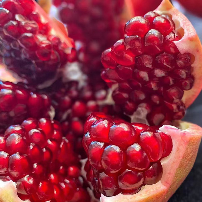 Sichuan will take care of Tunisian soft-seeded pomegranate.
