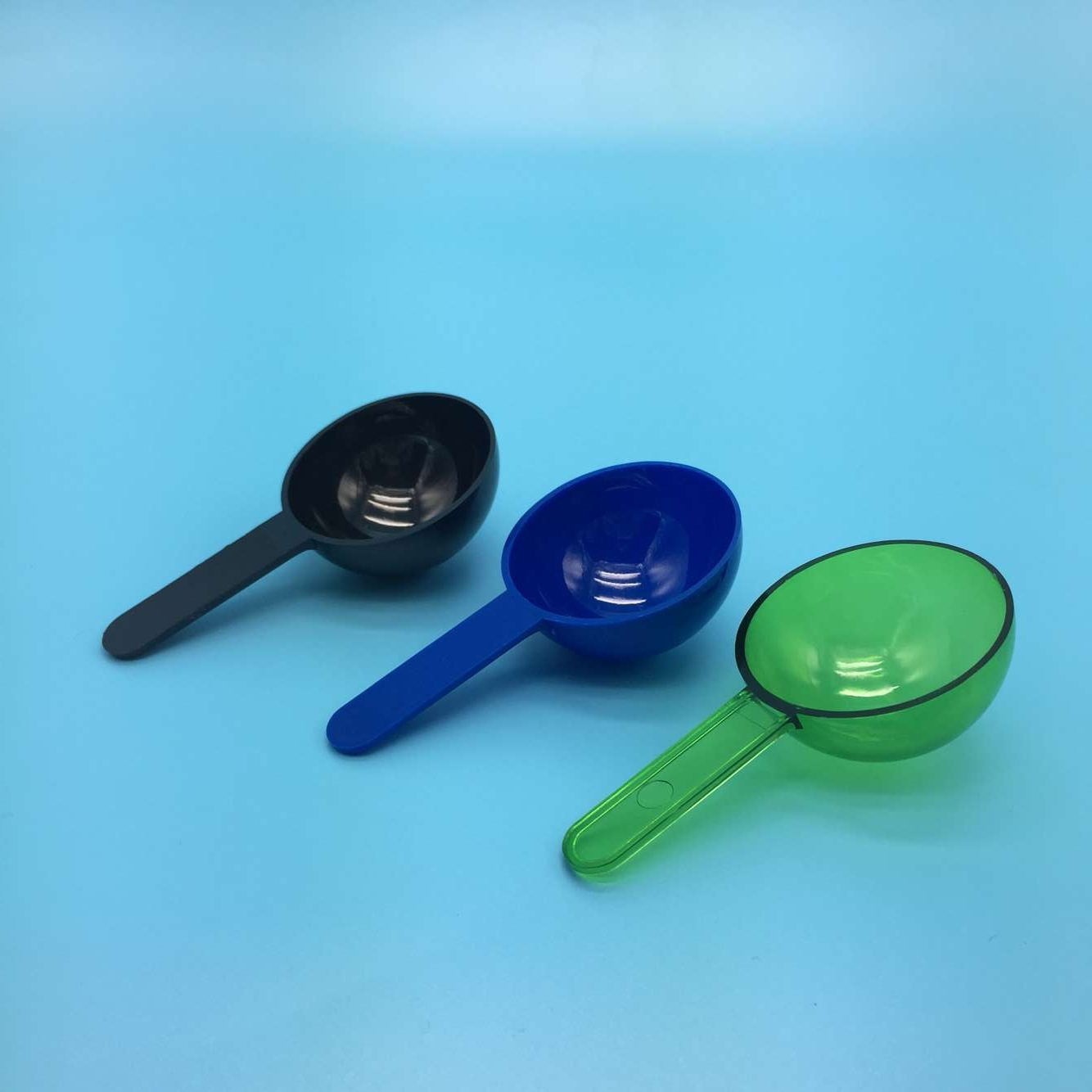 25ml 우유 분말 과일 스푼 수용량을 가진 PP 플라스틱의 준비되어 있는 공급에 인쇄된 로고