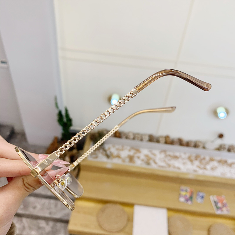 Khung hình mới xuyên qua, kính râm hình vuông, kính râm của Hàn Quốc.