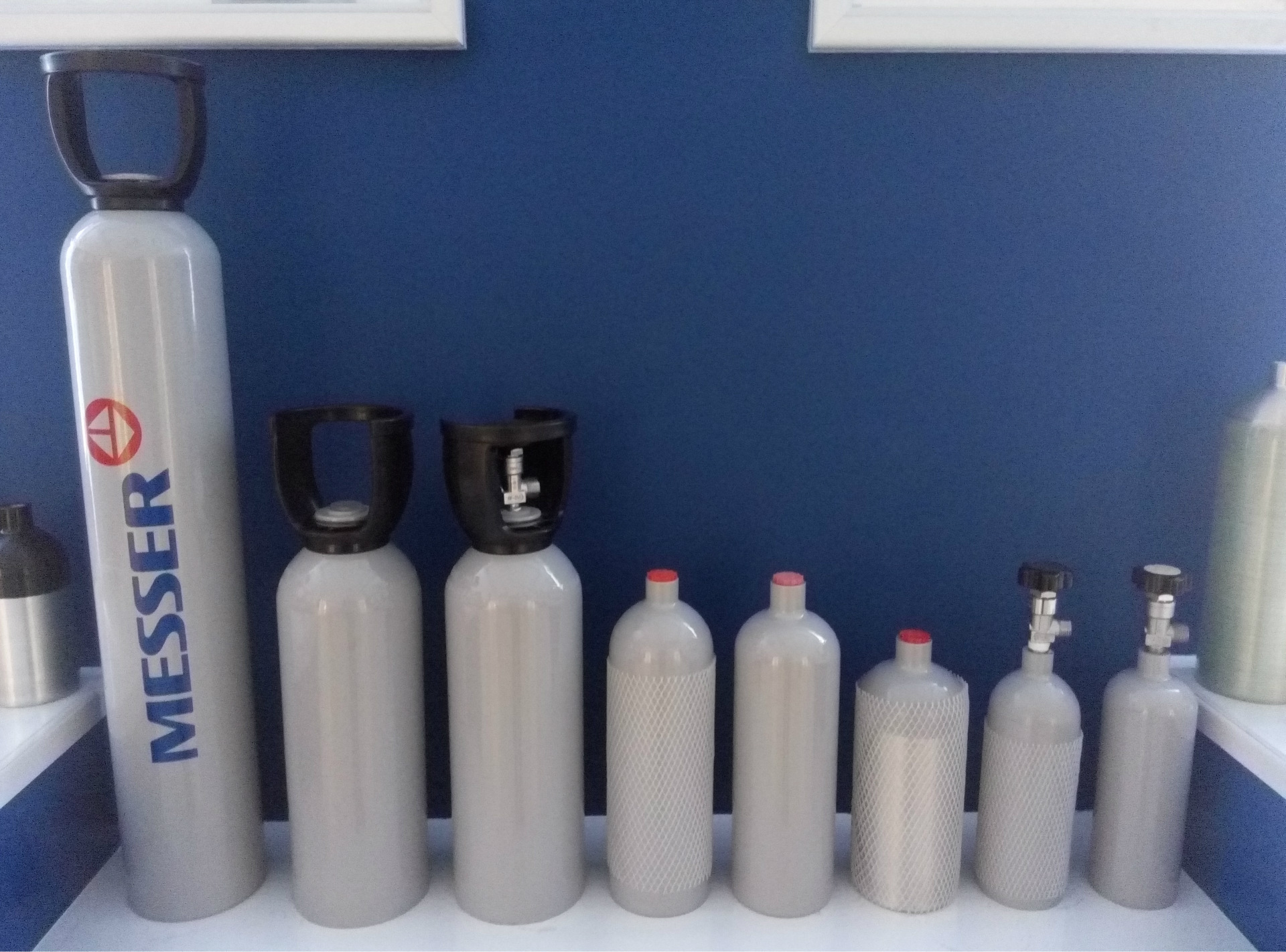 Standard cylinders/medical oxygen cylinders for the 8L Metto aluminium alloy industry