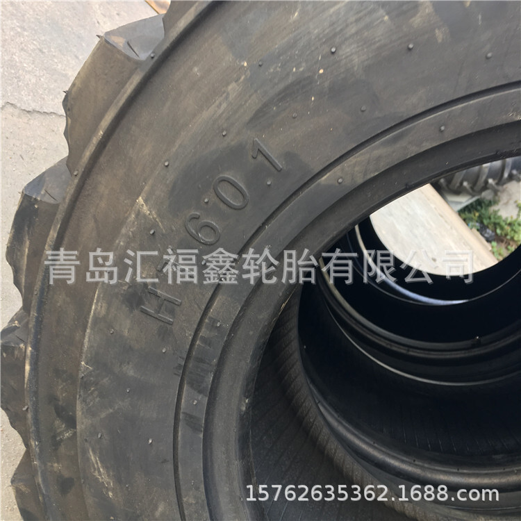 12-16.5 Tires Wheeled excavator slide loader
