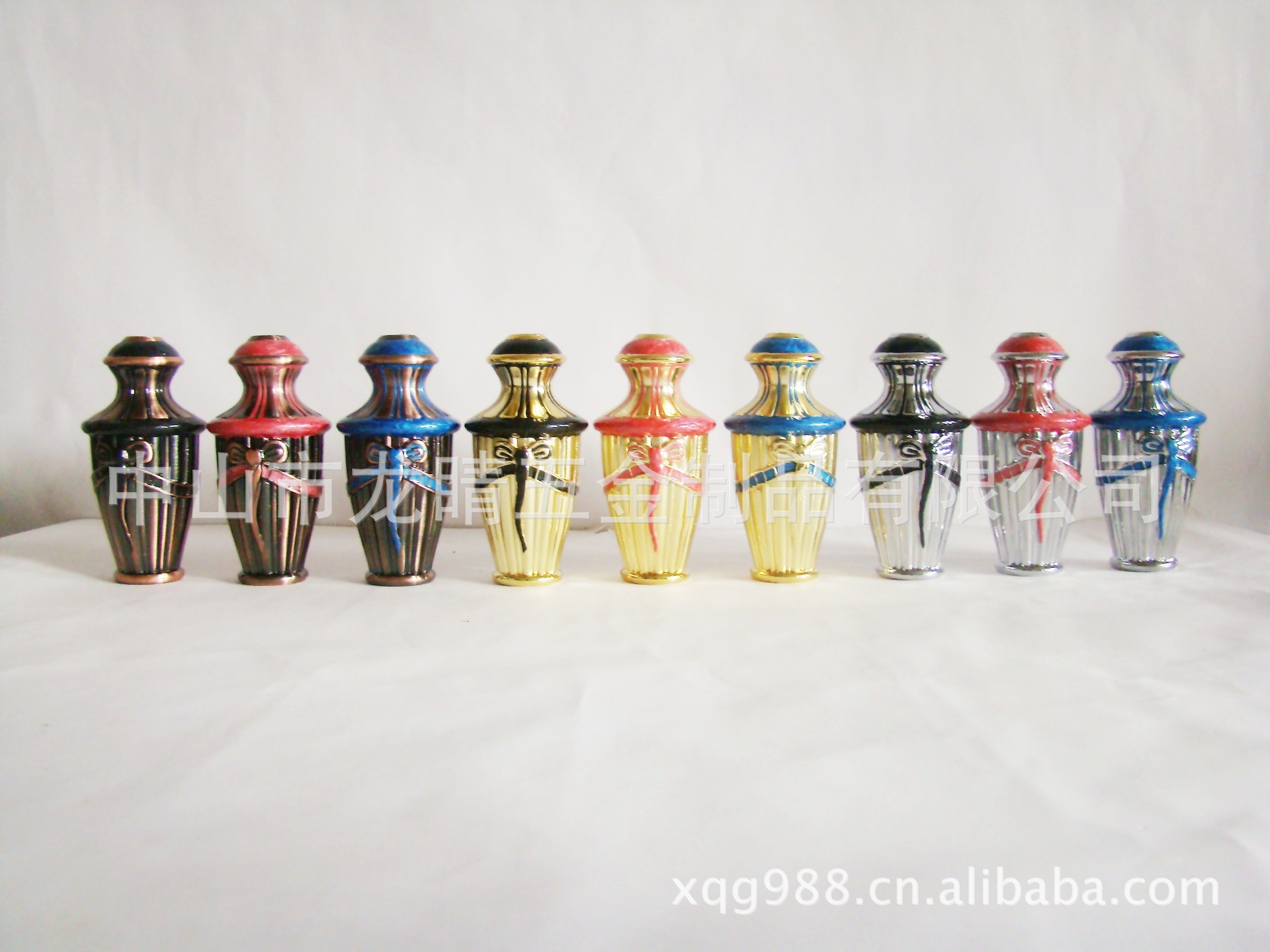 Colour-coloured metal drip oil process creative plume