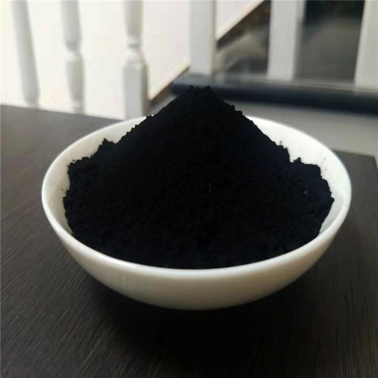 Nhà máy cung cấp sơn bằng sắt và Ô - xít đen bằng sắt và sơn xi - măng, nhựa và nhựa để xây đường băng.