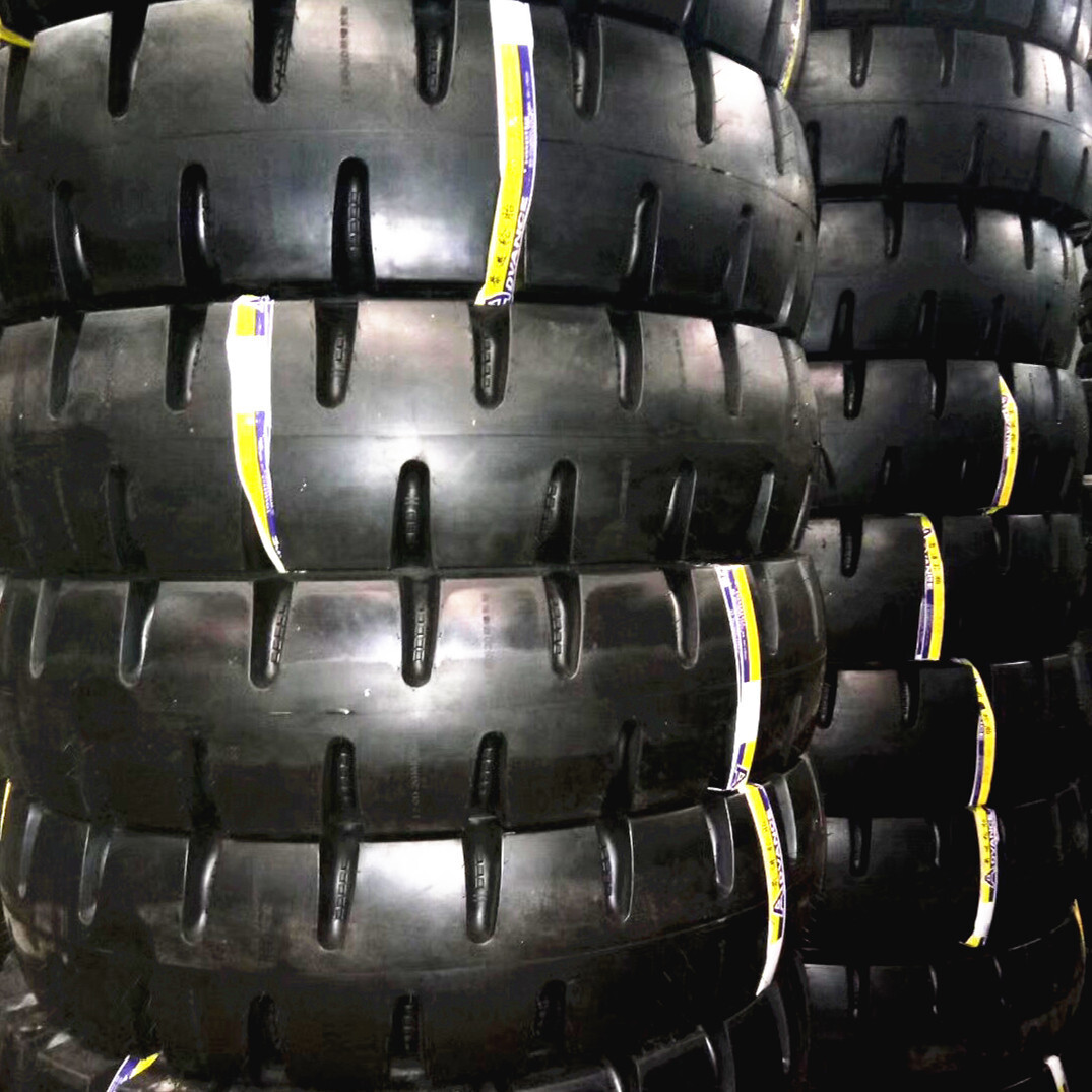 Mines Engineering Tires Tires Tires in trucks 12.00D20 1200D20 forklift