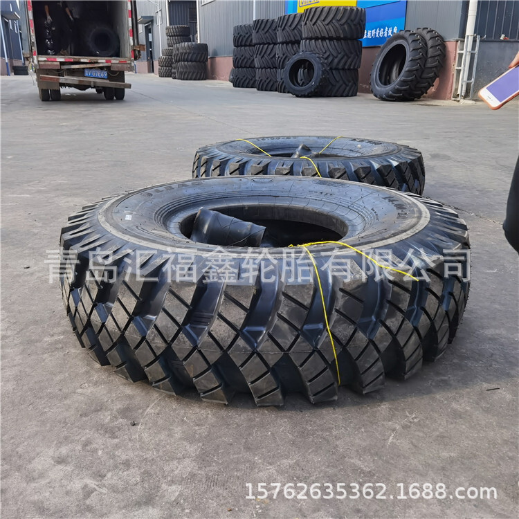 Scrambleded tires used in the woodland 1400-2000-20 grinding