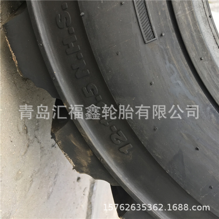 12-16.5 Tires Wheeled excavator slide loader