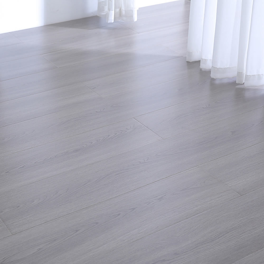 The 12mm cream-coloured complex floor-resistant, tide-resistant, miller of wood floors.