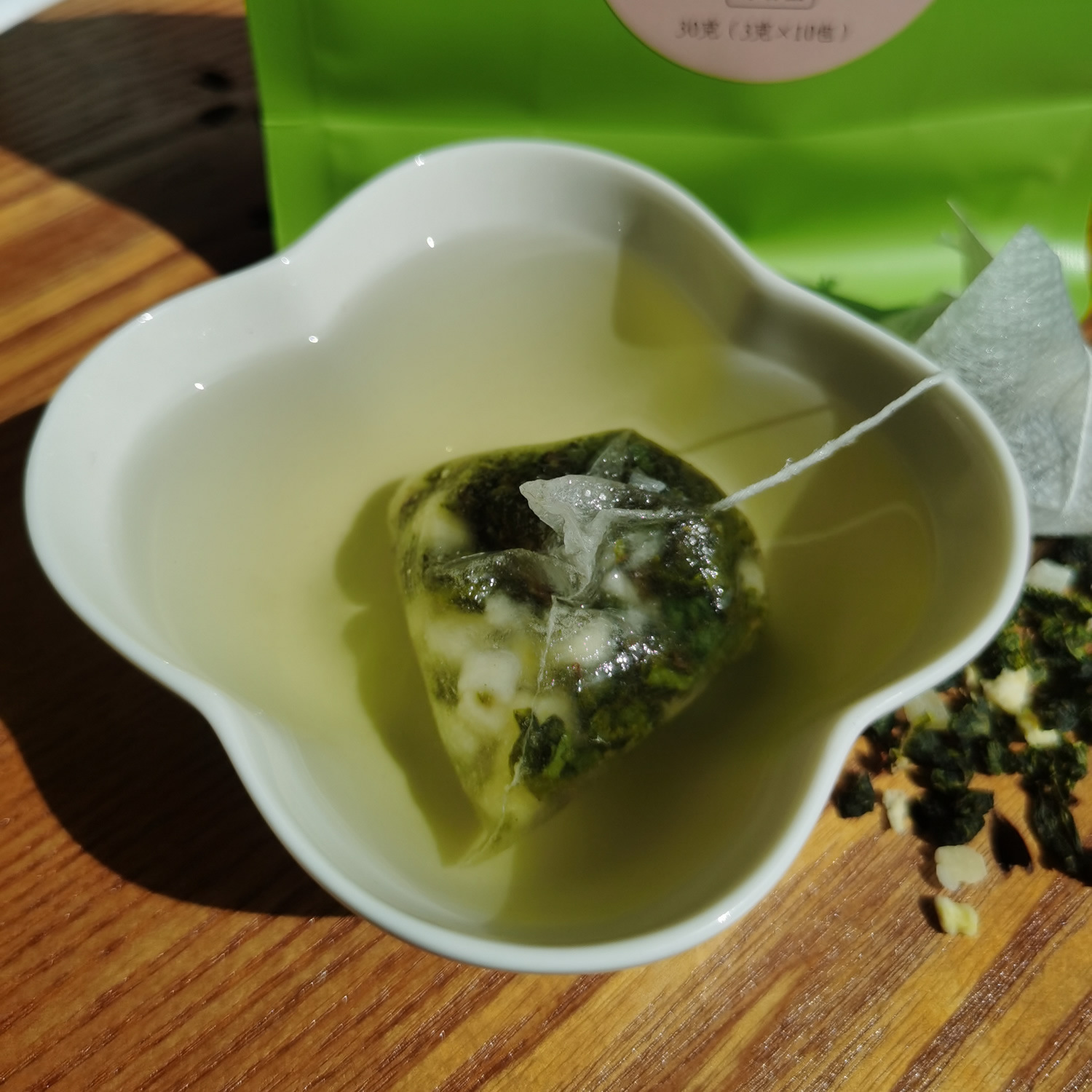 廠家批發水果茶蜜桃烏龍茶10泡30克蜜桃蘋果烏龍 三角包茶