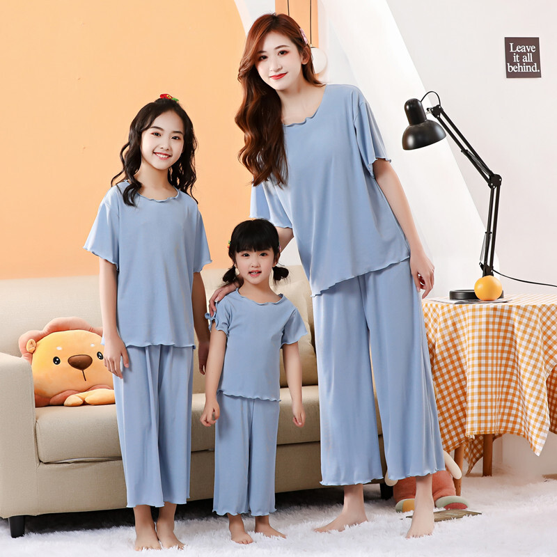 Children's nightgown girls in spring and summer, seven-minute sleeves with cute girls in short-sleeved-sleeve-sleeve family clothes