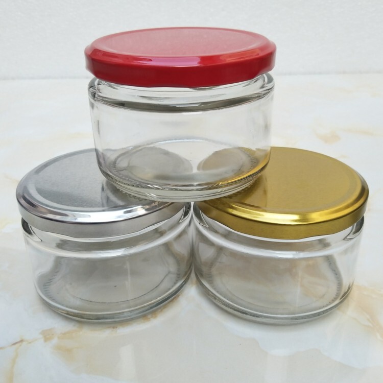 Round turtle ointment glass, 200 ml transparent honey bottle, tea and caviar.