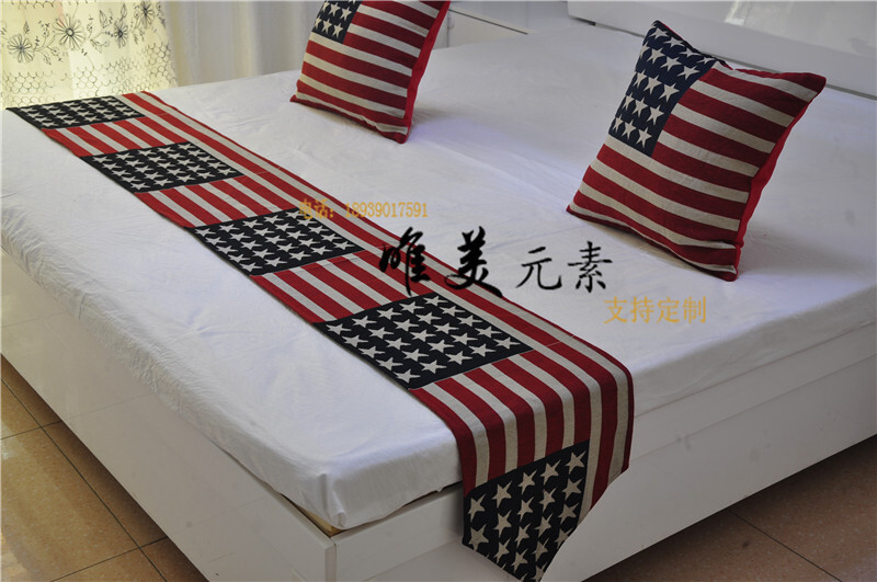 The Mediterranean Hotel Pilot Room is customised by a table table and table with a star-decorated flag-bed-turban bed.