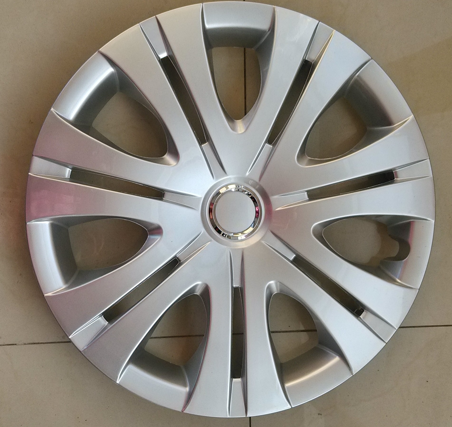 Now @simmon 16-inch-wheel cover sample