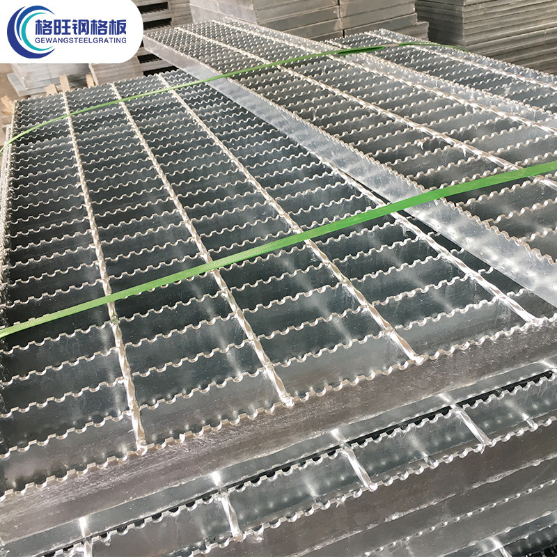 Zinc-plated steel steel factory, with thermal steel-plated steel plate, is ready for delivery.