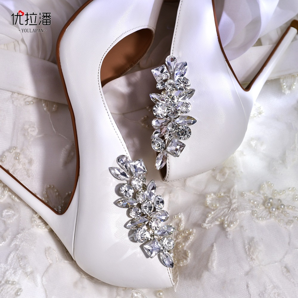 Yolapan HX51 hundred wedding shoes will remove the side parts of the shoes, and the heavy work will be covered in diamond slippers.