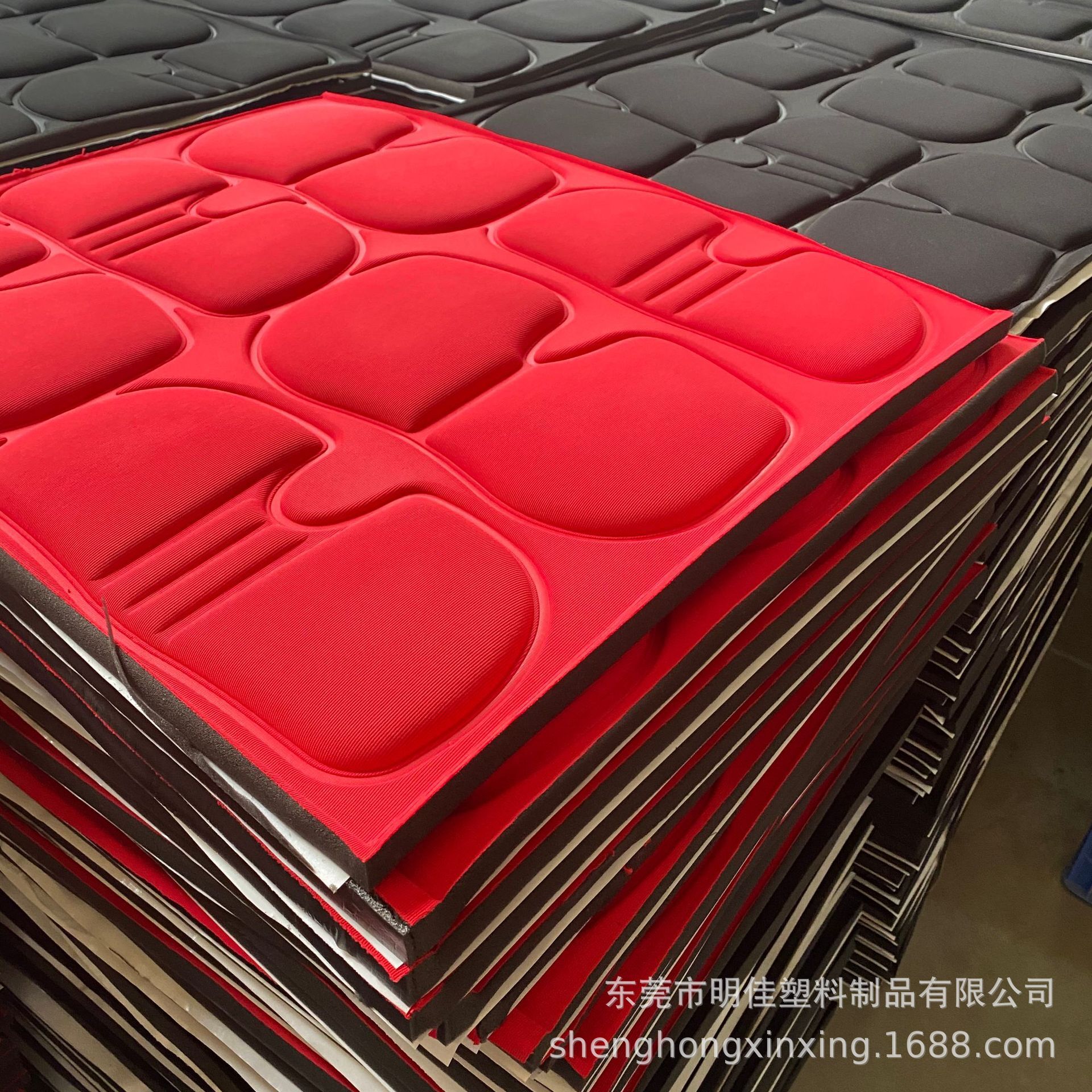 Sponge thermal pressure-forming process customized thermal pyrotechnic plume complex high-density sponge corrective chair mats