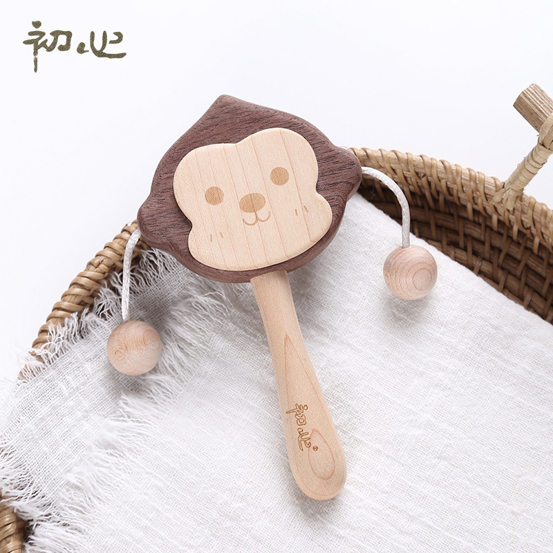 First heart, wooden baby ring bell toy, 0-1-year-old hand grabs a new baby's kit for gnawing on newborn instruments.