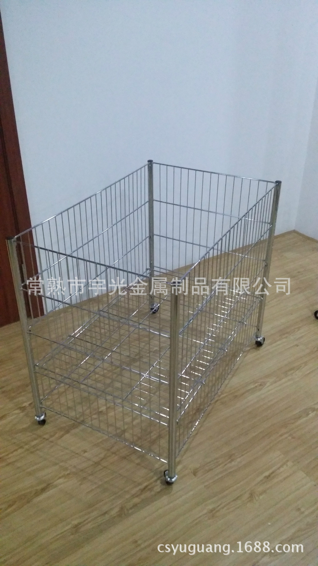 Collapse the sales counter! Promotion cages