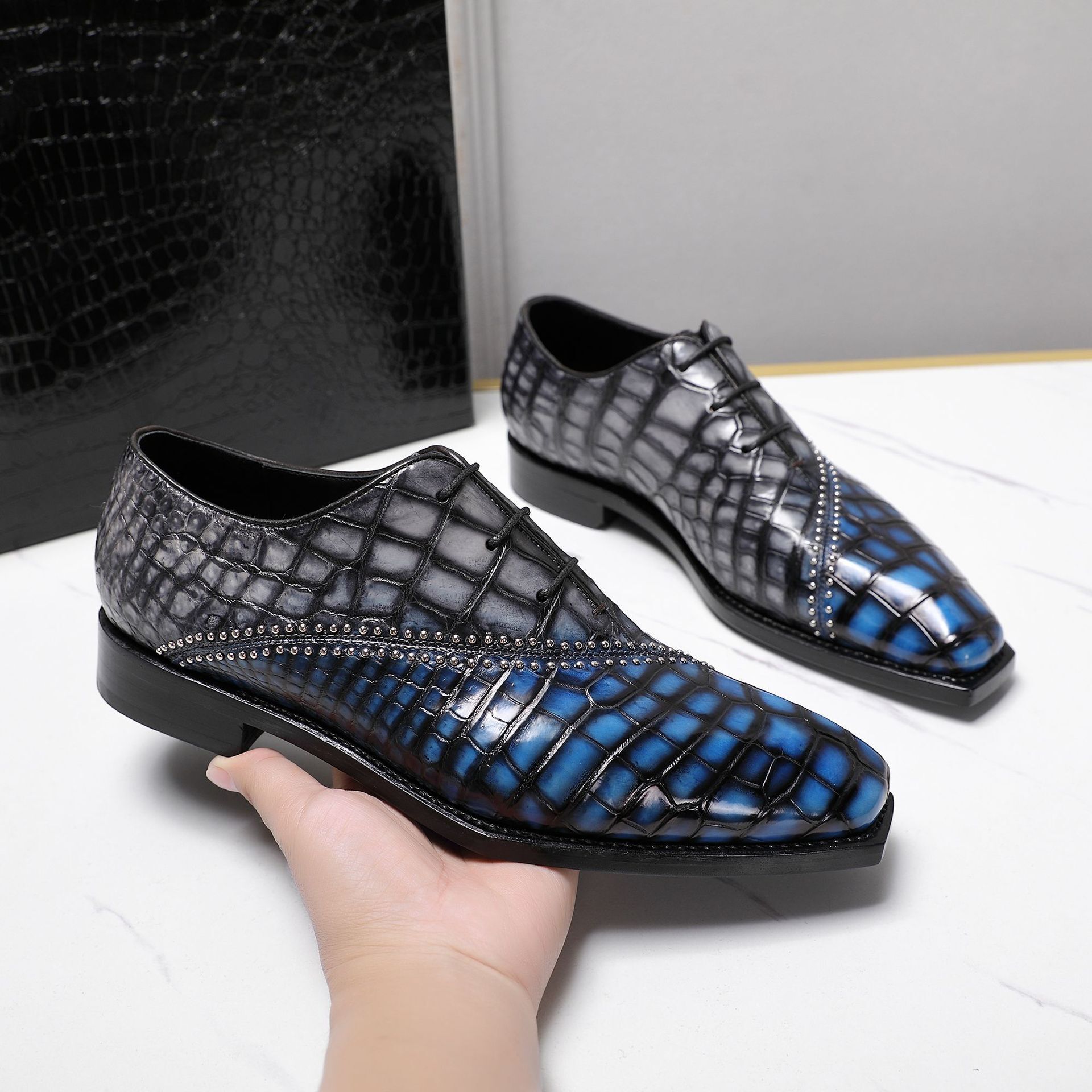 In 2023, the new spring alligator rinsed his business shoes hand-to-hand.