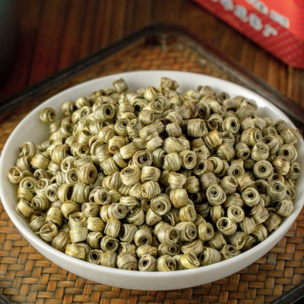 Quality daughter of Jasmine Tea Queen's Tea Factory, Guangxiyang County