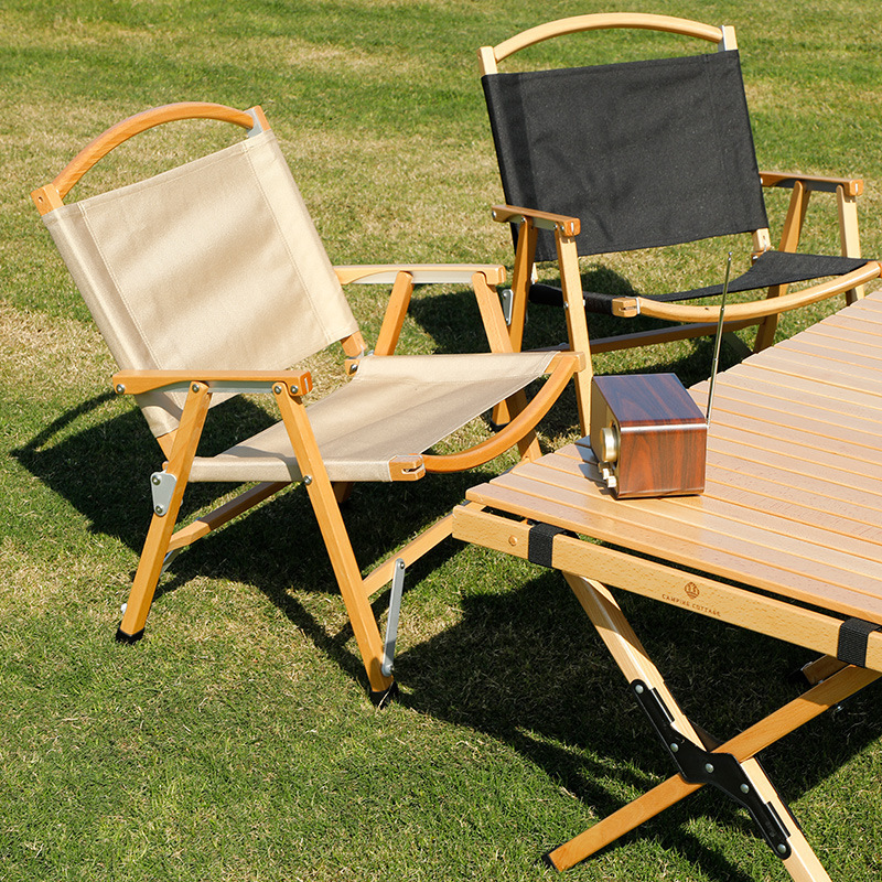 The outdoor woody kmitt chair folds the camper chair, camping the chair, and the own chair.