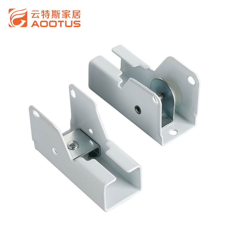 Curtain orbital fittings are blocked by a direct orbital block and the curtains are closed at the plant for immediate sale