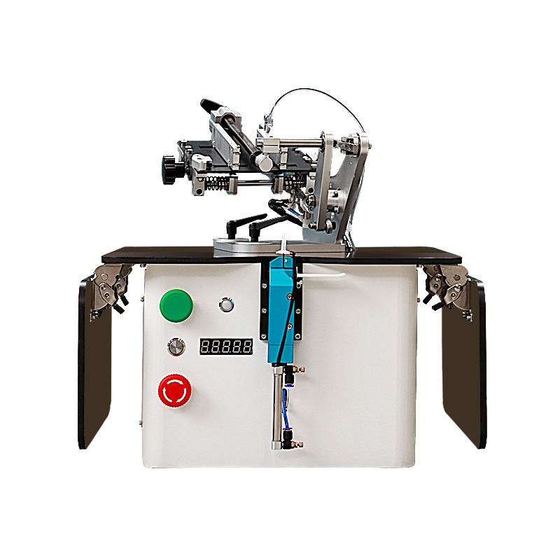 SAGA glue delivery machine SF-701 saves manual efficiency.