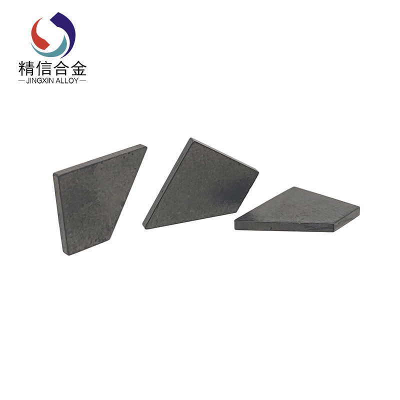 Nhà máy sản xuất những lưỡi dao cạo sắc tố sáng, lưỡi thép tungsten, tam giác mài nhọn, đặc điểm đầy đủ.