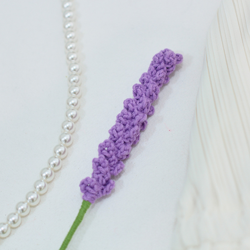 Lavender's hand-weaved flower-lined guillotine emulation of the bouquet of hand-weaved flower-weaving house decoration wedding