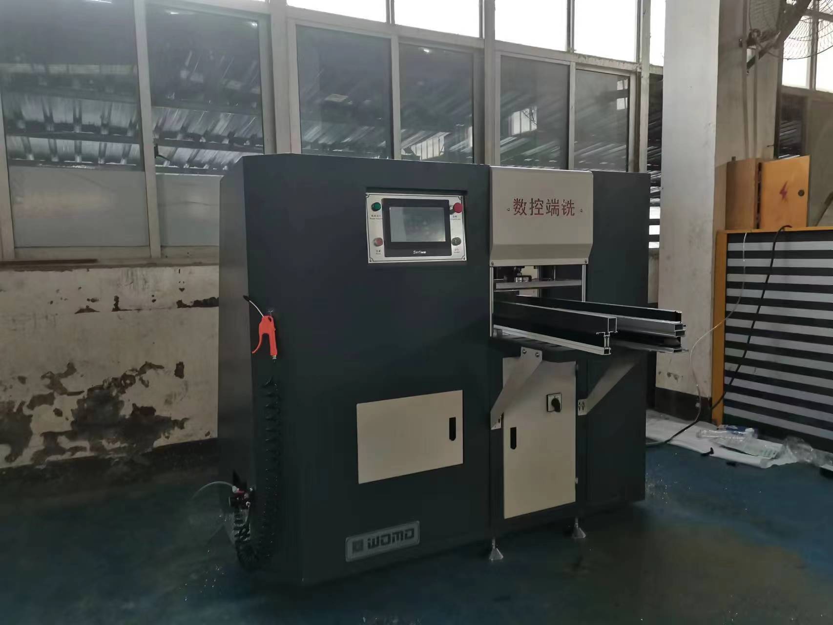 Three-axis digital control end large-end curtain wall industrial material saw-saw wall platform industrial material