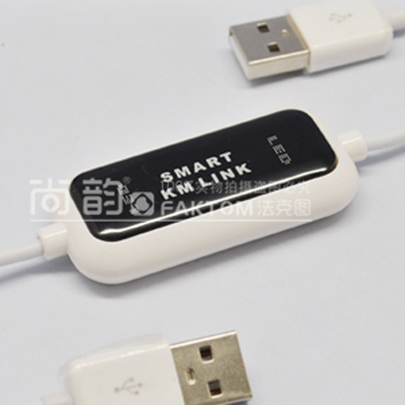 Hai phím chuột máy tính được chia sẻ bởi giao diện USB hàng loạt KM.