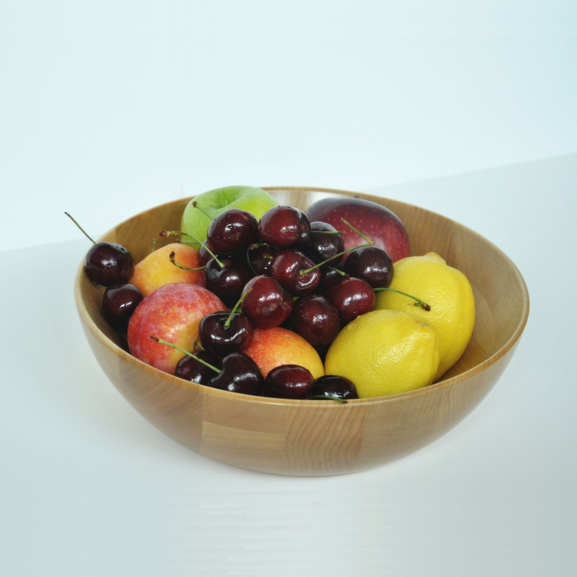 Nhà máy đề nghị bán một bát gỗ, một bát salad, một bát súp gỗ, một cái bát mặt nạ.