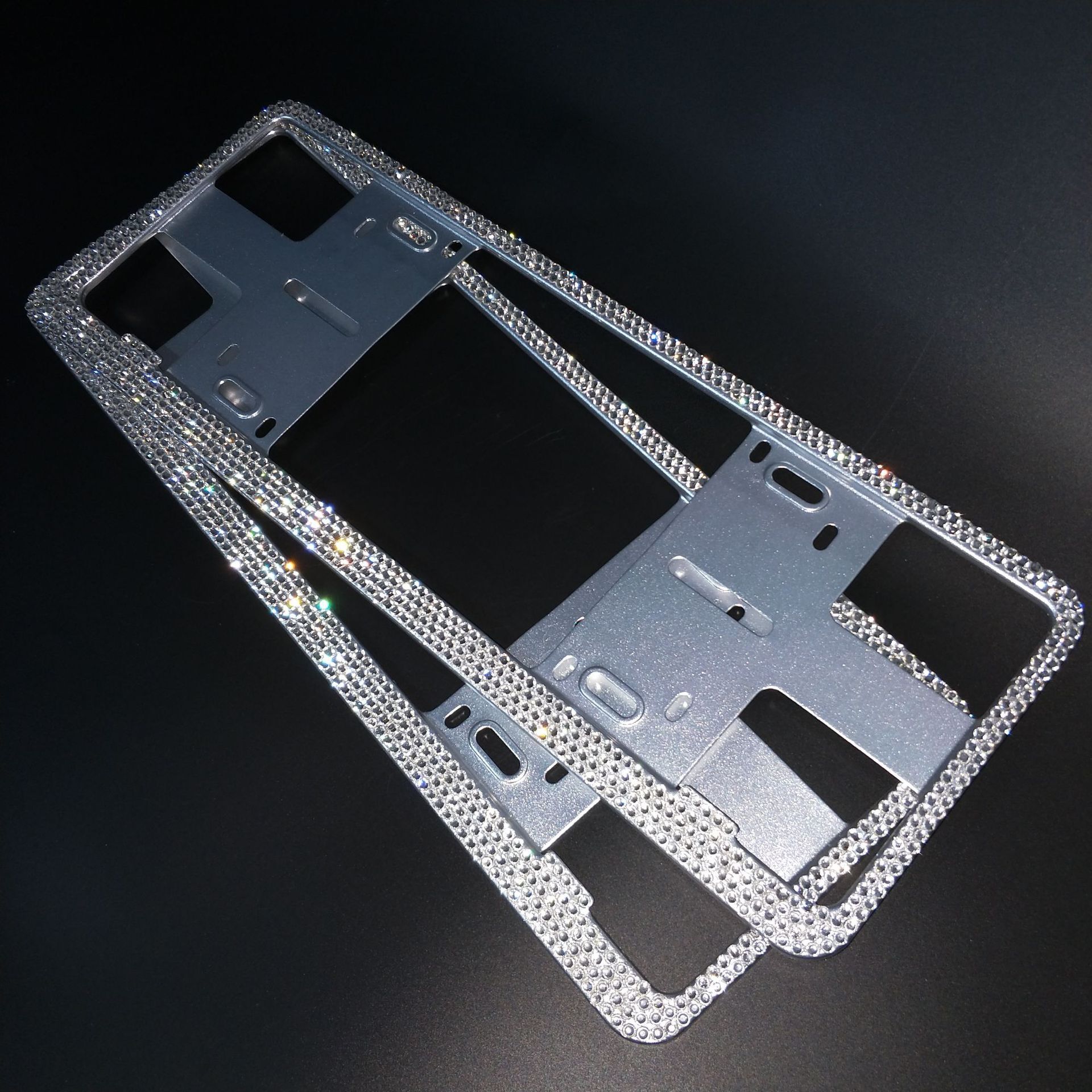 Aluminium alloy diamond plate plate plate, crystal diamond plate plate plate, all-drilled license plate frame frame.