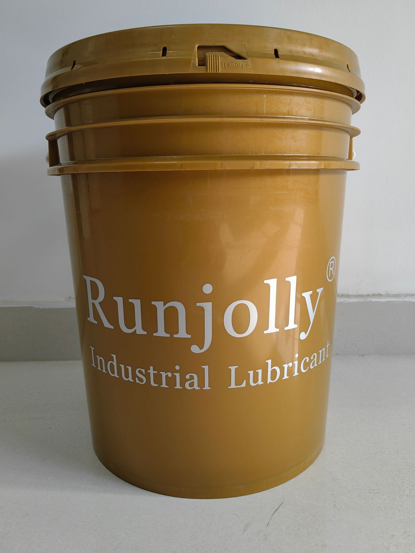 Runjolly MCF-107 water soluble cutting fluid