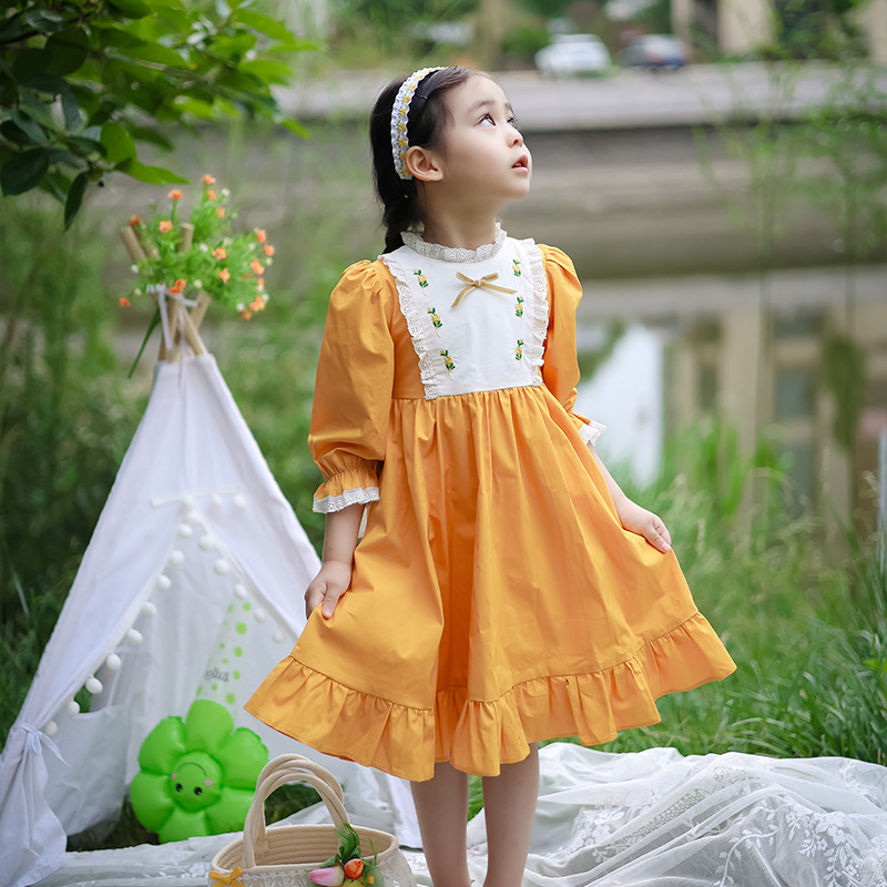 Girl's dress 2024 Spring and Fall's new child long sleeve embroidered princess skirt girl's high-temperature dress