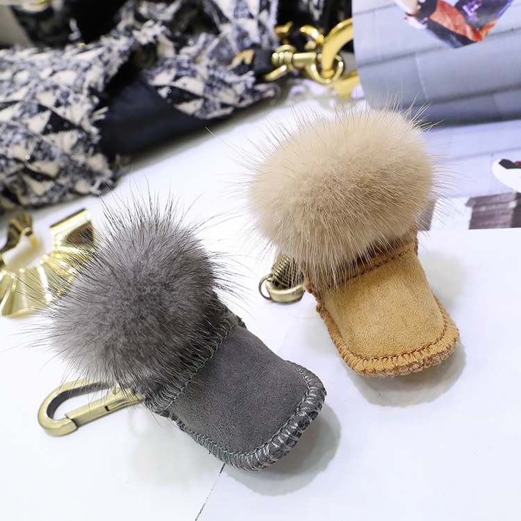 Cross-border furry Korean mink-covered little boots, pack-packed leather-covered little shoe-shoe car key button.