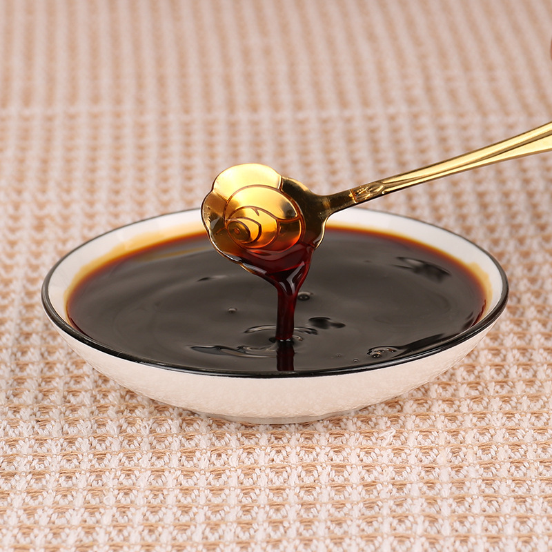 Kim bài sản xuất nước sốt, dưa chua, nấu chín và nấu chín.