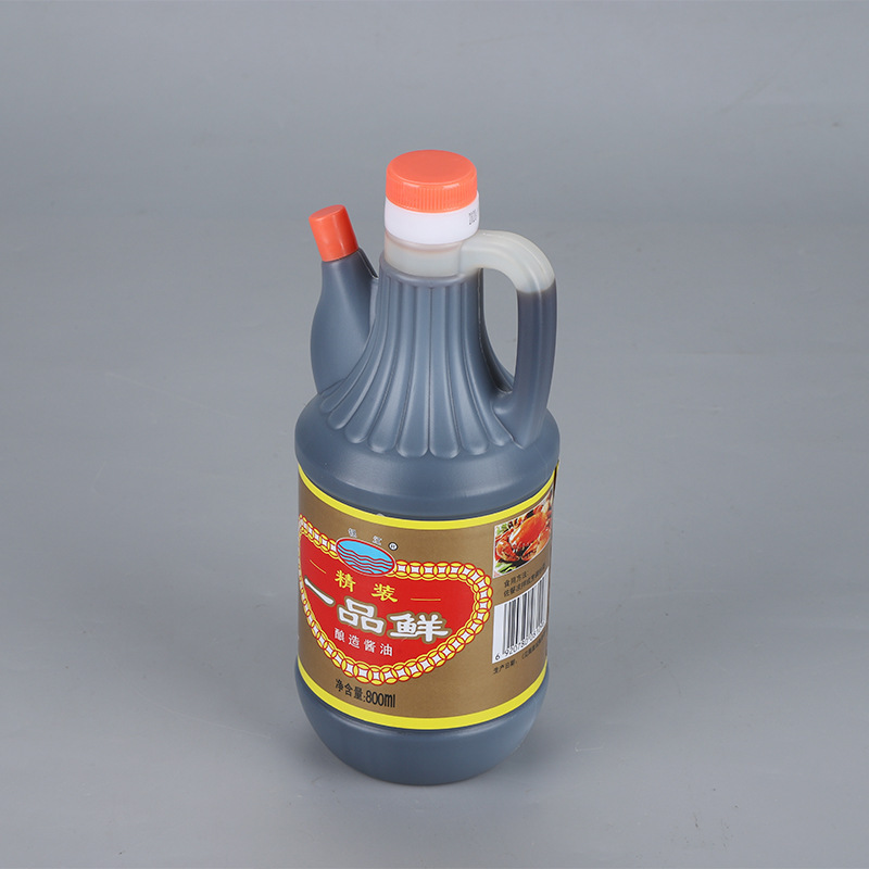 The manufacturer distributes the silver river with a hot sauce pan and a kitchen sauce.