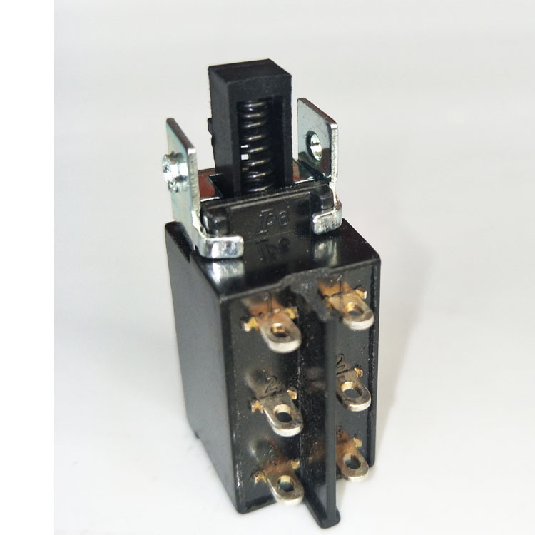 TAVI สวิตช์เดียว 15A 250VAC กับปุ่มกด 6