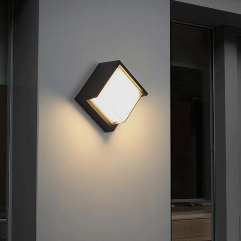 Supply of modern, simple, outdoor led walllights.