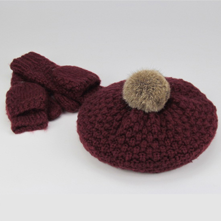 Two sets of mahjong fur rabbit berets in the autumn winter.