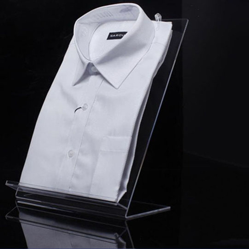 Transparent shirt displays the Pvc organic glass display of Tot-Transparent Aclytheatre.